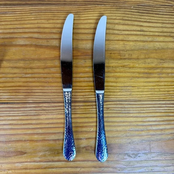 Bon Chef Hammered Stainless Flatware Set | 6-Piece | 18/10 Modern Silverware - Picture 8 of 12